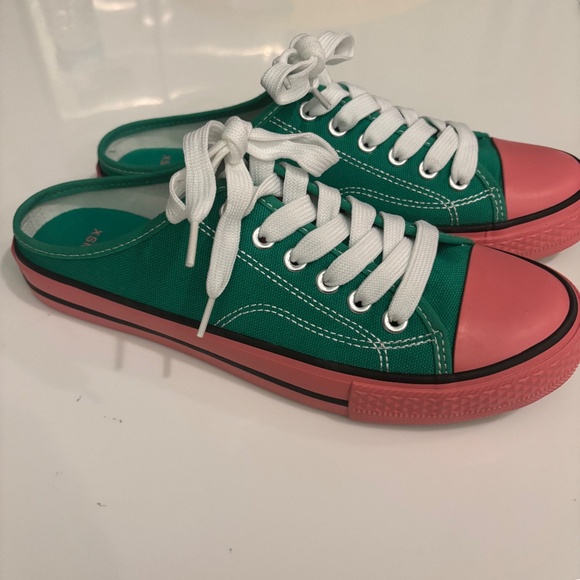 AKA Green & Pink Canvas Sneakers – Slip-On Style - Picture 2 of 4